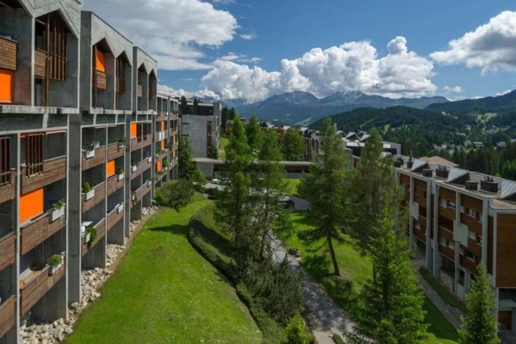 Charmante Chalet-Wohnung Im Ski-/ Wanderparadies Lenzerheide Exterior foto